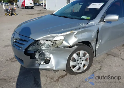 2010 Toyota Camry Le из США, поврежденный, VIN 4T4BF3EK0AR033014